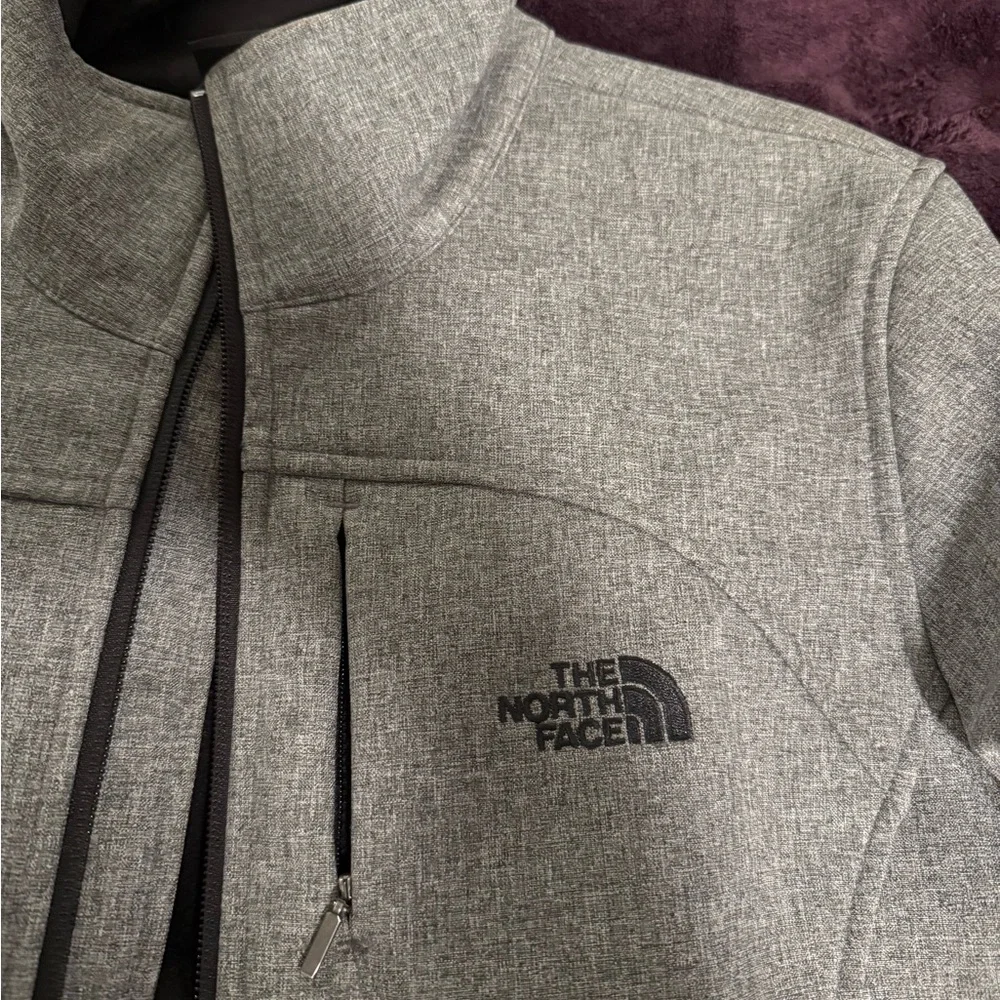 The North Face Heather Gray Softshell Jacket - Picture 2 of 6